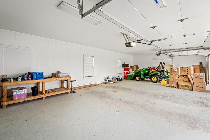 More Photos Of 145 State Loop 92, La Grange Specialty For Sale