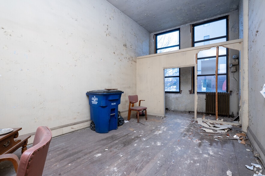 More Photos Of 245 W Fourth St, Winston-Salem General Retail For Sale