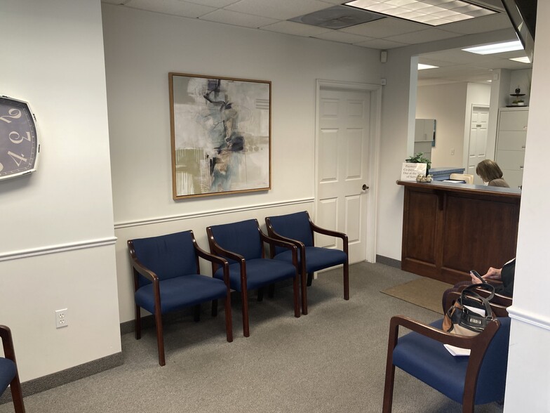 More Photos Of 9233 S Redwood Rd, West Jordan Medical For Lease