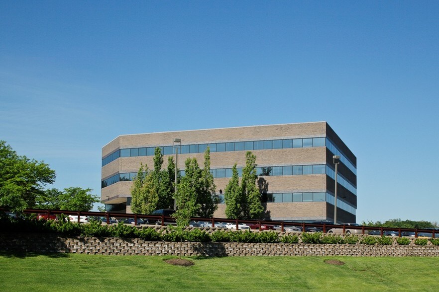 More Photos Of 3 Adp Blvd, Roseland Office Residential For Sale