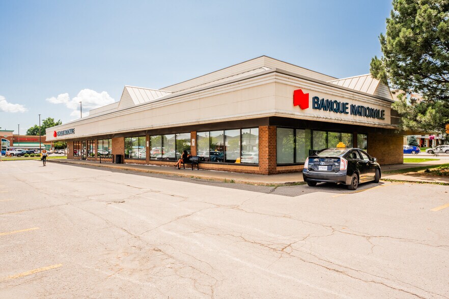 More Photos Of 6250 Blvd Cousineau, Saint-hubert Unknown For Lease