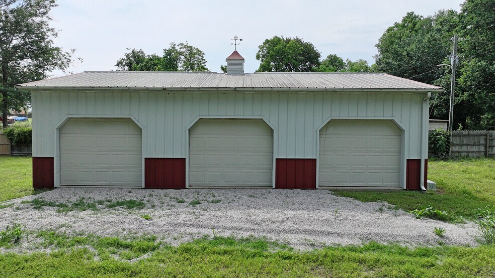 More Photos Of 33700 S 51 Hwy, Wagoner Hotel For Sale