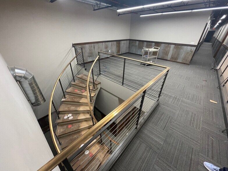 More Photos Of W57N14363 Doerr Way, Cedarburg Manufacturing For Lease