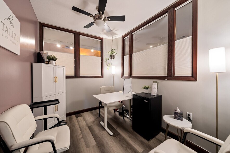 More Photos Of 7410 Switzer, Shawnee Medical For Sale