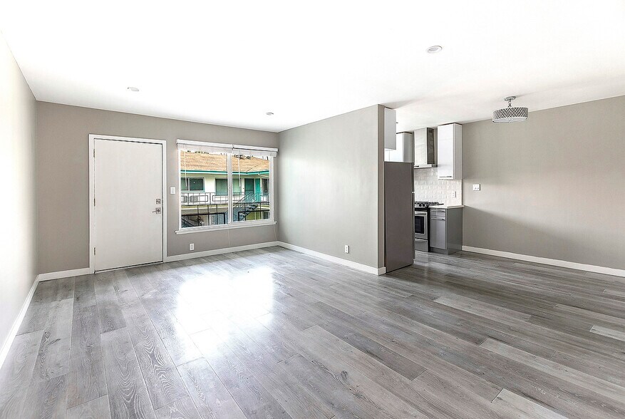 More Photos Of 400 S Mariposa Ave, Los Angeles Apartments For Sale