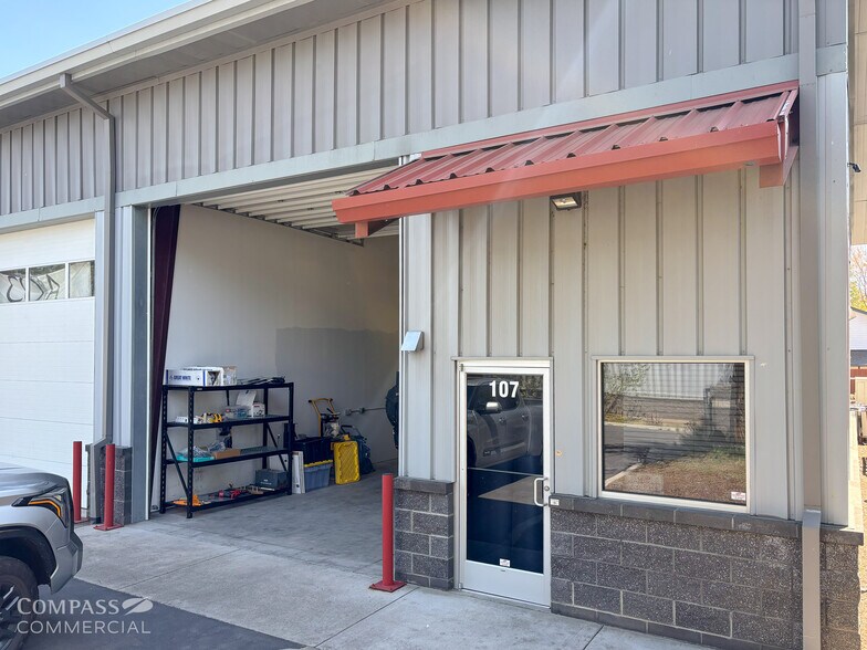 More Photos Of 63075 Crusher Ave, Bend Manufacturing For Sale