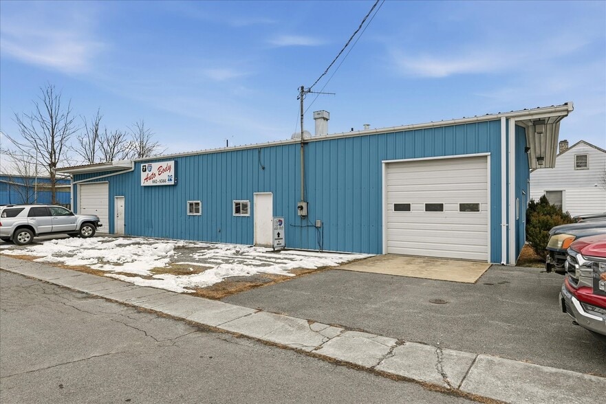 More Photos Of 116 Bruce Dr, Winchester Warehouse For Sale