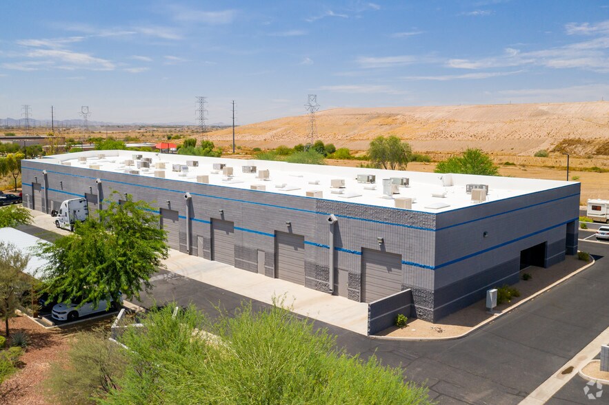 More Photos Of 7225 N 110th Ave, Glendale Warehouse For Lease