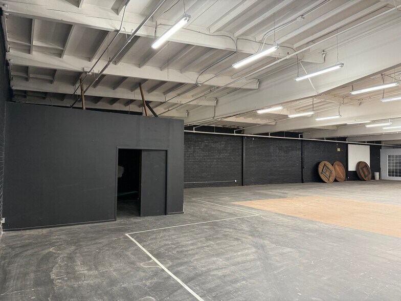 More Photos Of 4747 W Century Blvd, Inglewood Storefront For Lease