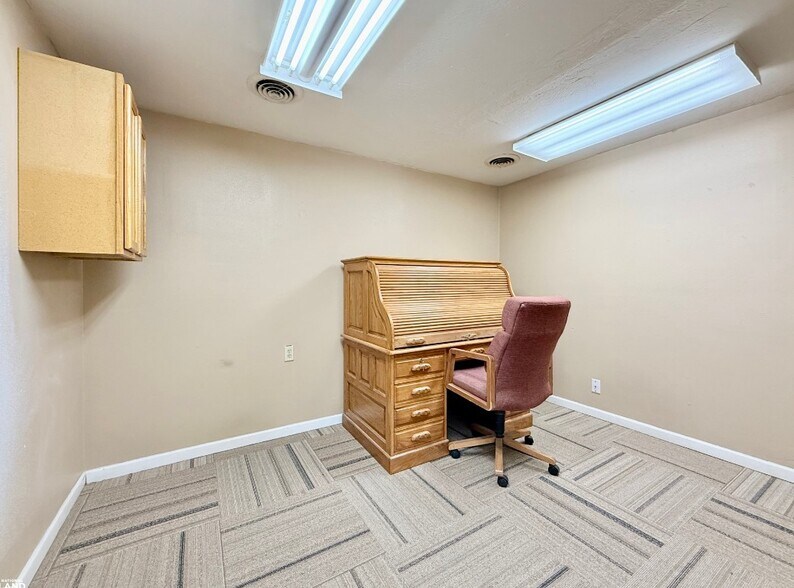 More Photos Of 630 W Cherry St, Chanute Land For Sale