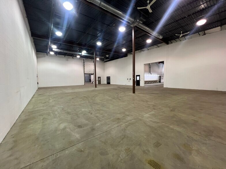 More Photos Of 6441 NW 140th Ct, Ramsey Warehouse For Sale