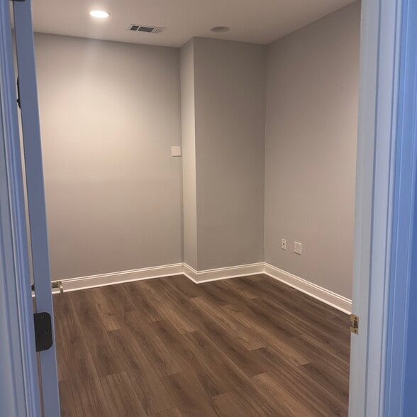More Photos Of 452 Browns Cove Rd, Ridgeland Flex For Sale