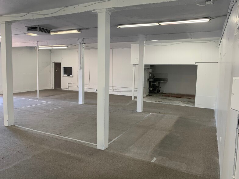 More Photos Of 501 S Fetterly Ave, East Los Angeles Storefront Retail Residential For Sale