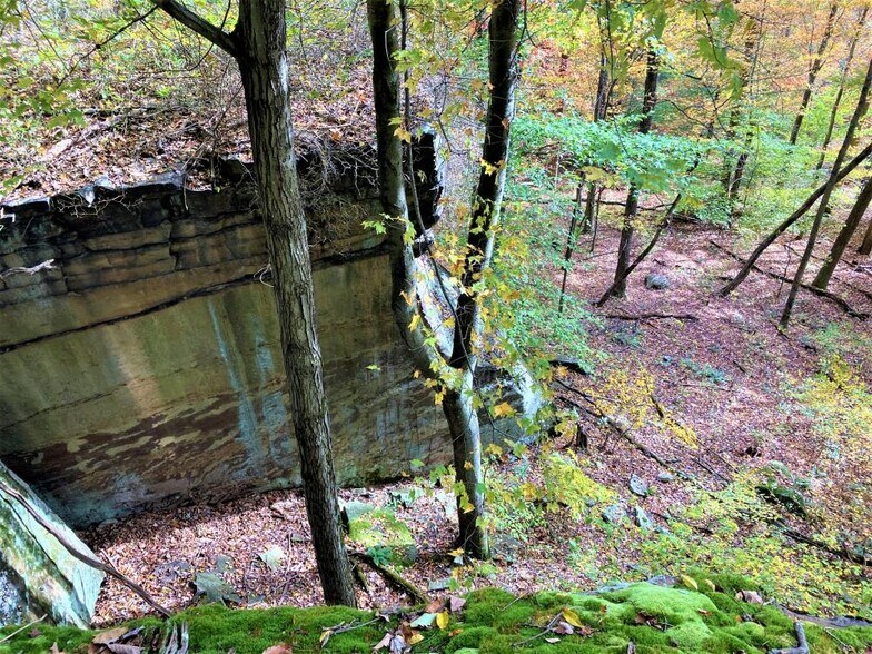 More Photos Of 2005 Grafton Rd, Morgantown Land For Sale