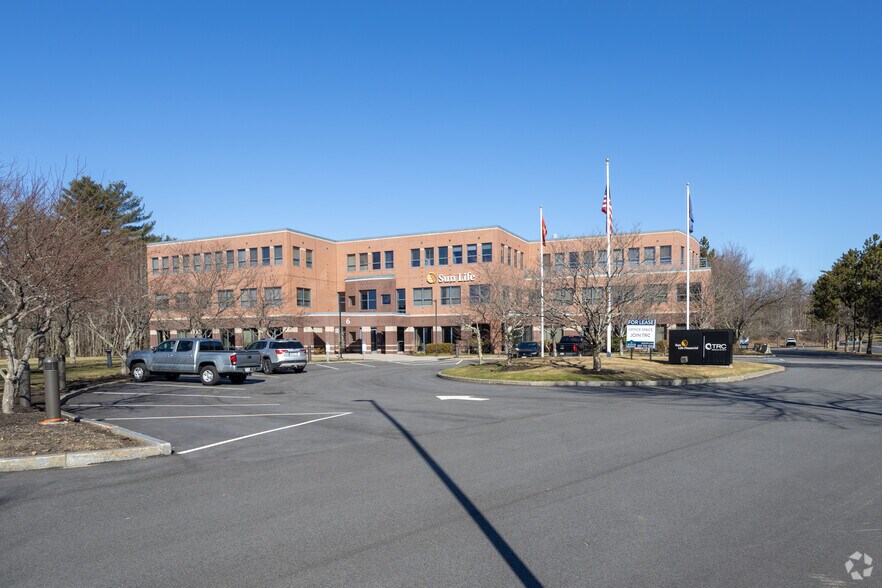 More Photos Of 6 Ashley Dr, Scarborough Office For Lease