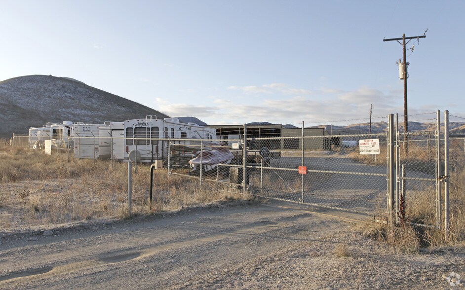 More Photos Of 10 Arthur Ln, Horseshoe Bend Self Storage For Sale