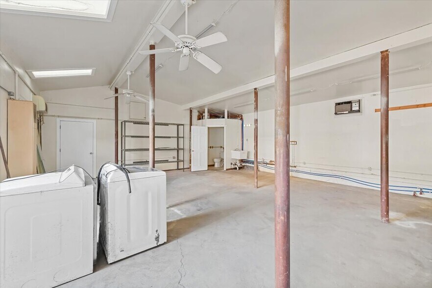 More Photos Of 6 Elmer St, Madison Storefront Retail Residential For Sale