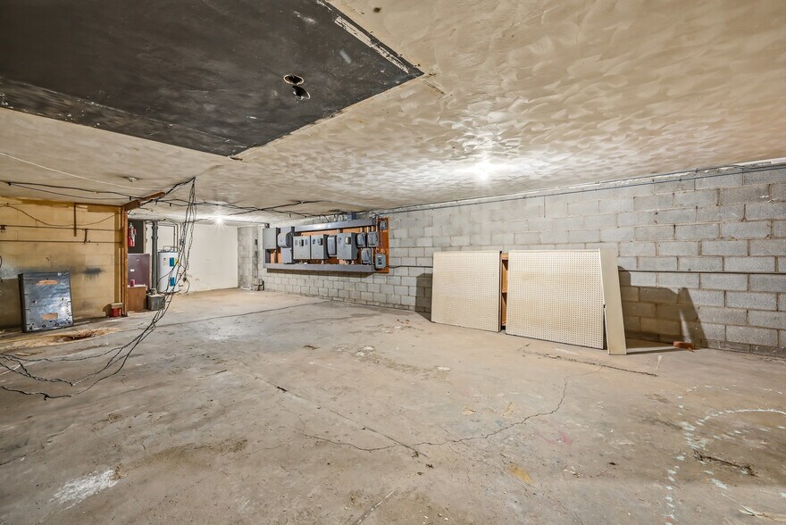 More Photos Of 501-505 Market St, East Liverpool Storefront For Sale