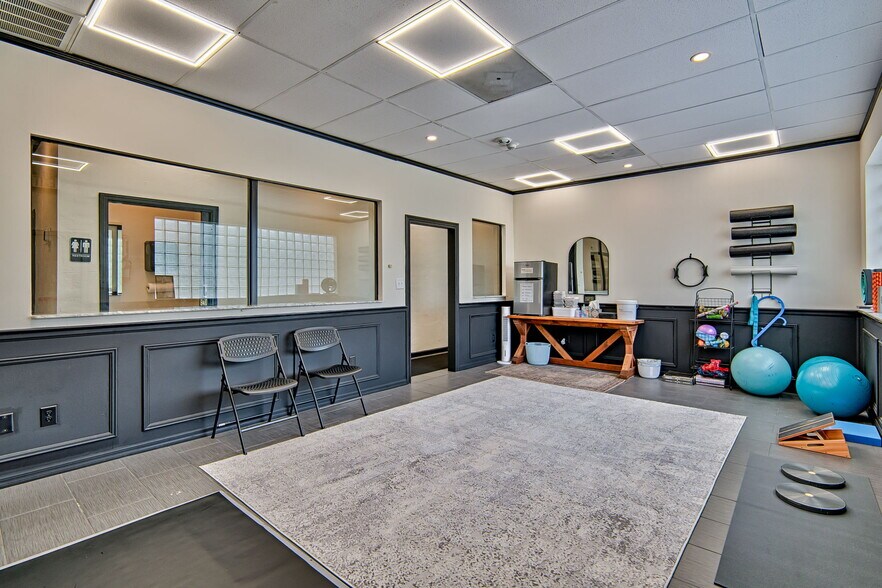 More Photos Of 1724 NE 2nd St, Gainesville Light Manufacturing For Sale