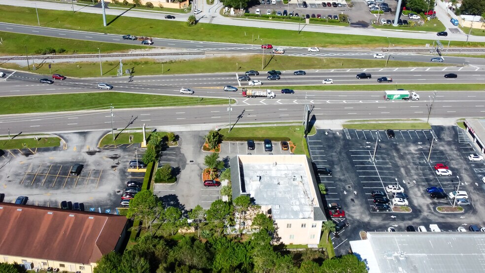 More Photos Of 1908 Land O' Lakes Blvd, Lutz Medical For Lease