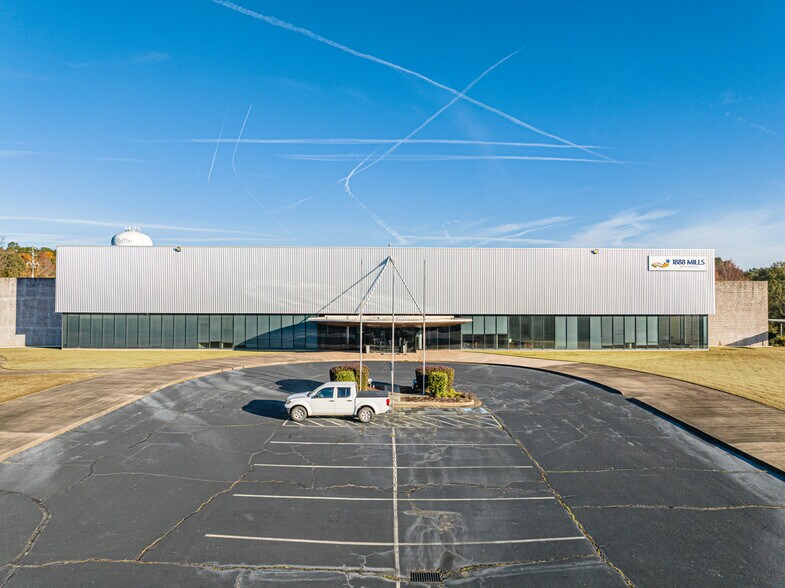 More Photos Of 375 Airport Rd, Griffin Manufacturing For Sale