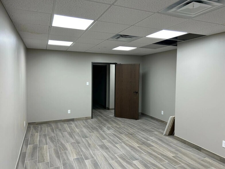 More Photos Of 900-950 N Porter Ave, Norman Medical For Lease