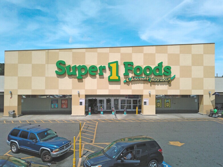 Primary Photo Of 215 W Willow St, Lafayette Storefront For Lease