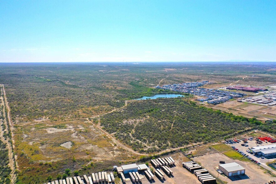 More Photos Of ABST 3084 POR 33, Laredo Land For Sale