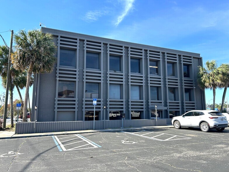 More Photos Of 116 NW Columbia Ave, Lake City Office For Sale