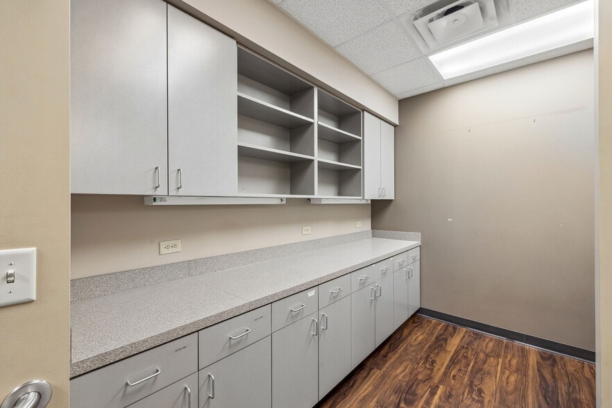 More Photos Of 1718 Charlotte Ave, Nashville Medical For Lease