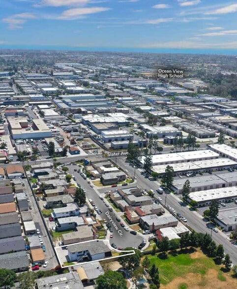 More Photos Of 17372 Dairyview Cir, Huntington Beach Apartments For Sale