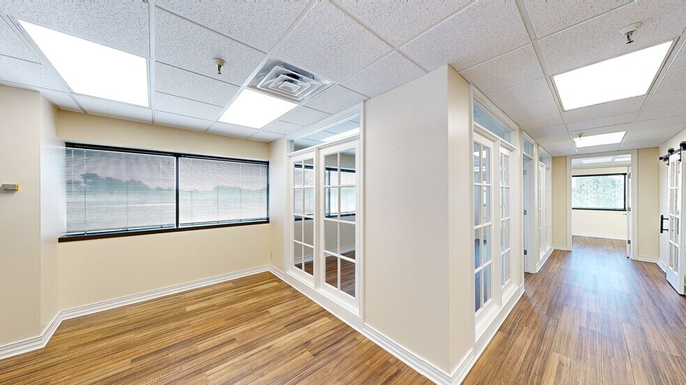 More Photos Of 5314 S Yale Ave, Tulsa Office For Lease