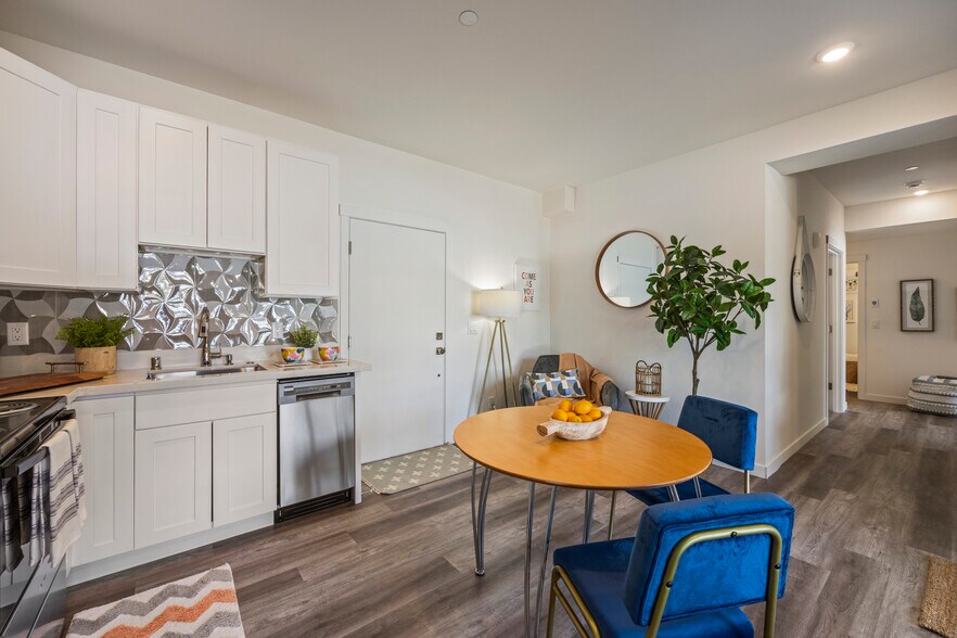 More Photos Of 2152 N 185th St, Shoreline Apartments For Sale