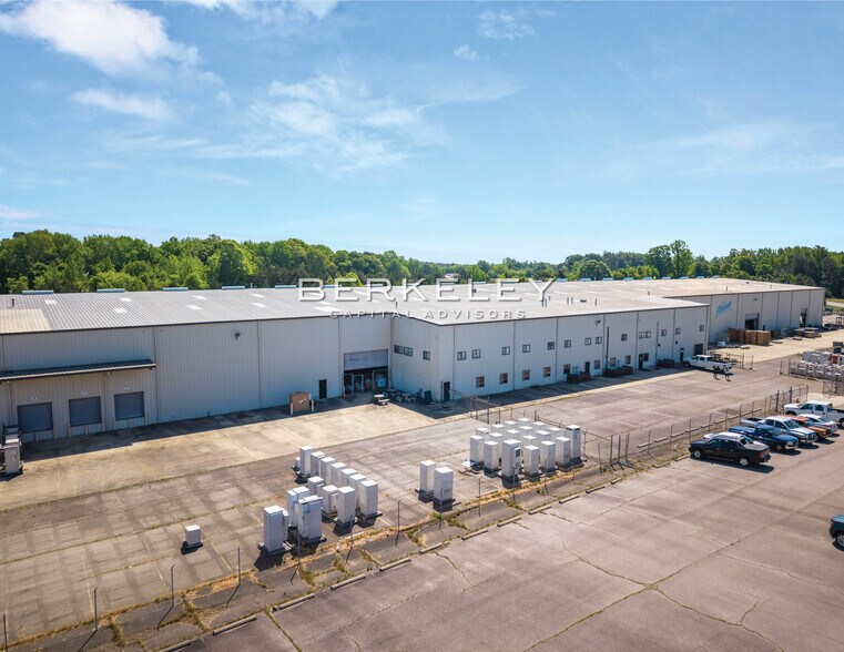 More Photos Of 555 Lucy Garrett Rd, Roxboro Manufacturing For Sale
