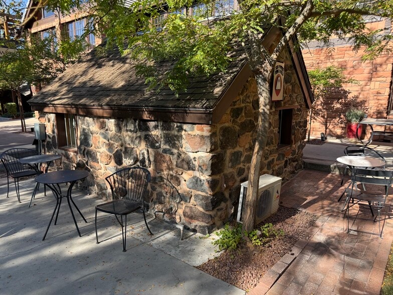 More Photos Of 2 W Saint George Blvd, Saint George Office For Sale