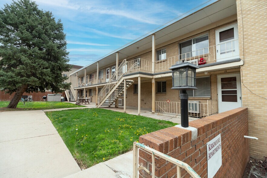 More Photos Of 5944 S Datura St, Littleton Apartments For Sale
