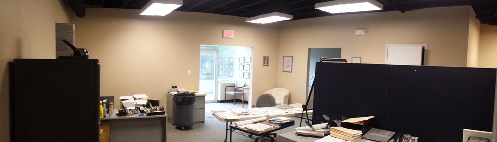 More Photos Of 17857-17889 Fraley Blvd, Dumfries Research And Development For Sale