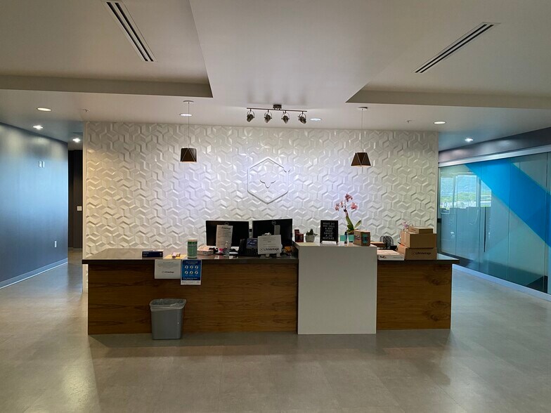 More Photos Of 9785 S Monroe St, Sandy Office For Lease