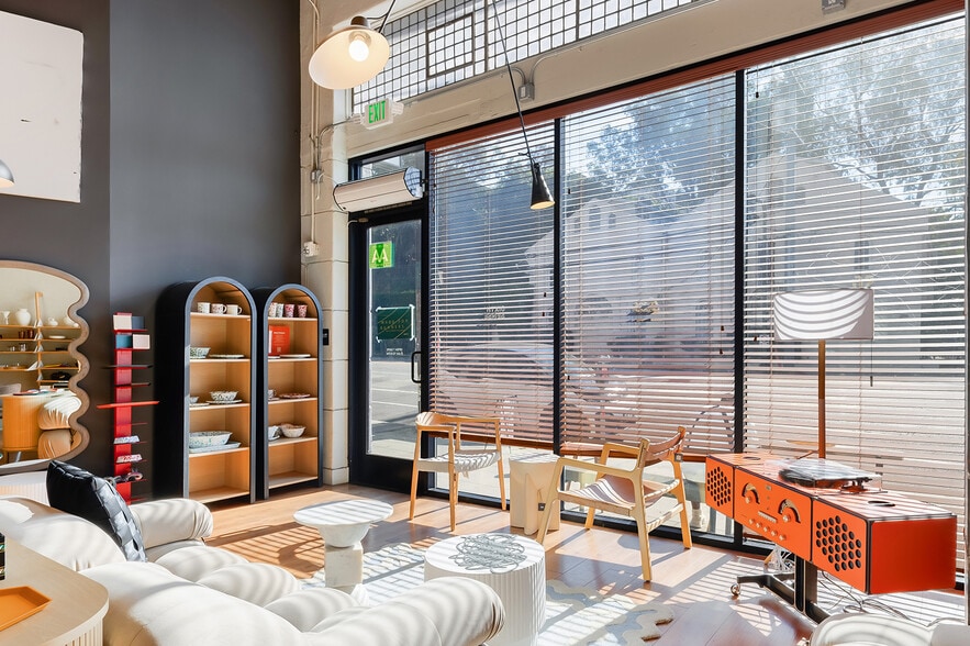 More Photos Of 2807-2811 W Sunset Blvd, Los Angeles Loft Creative Space For Sale