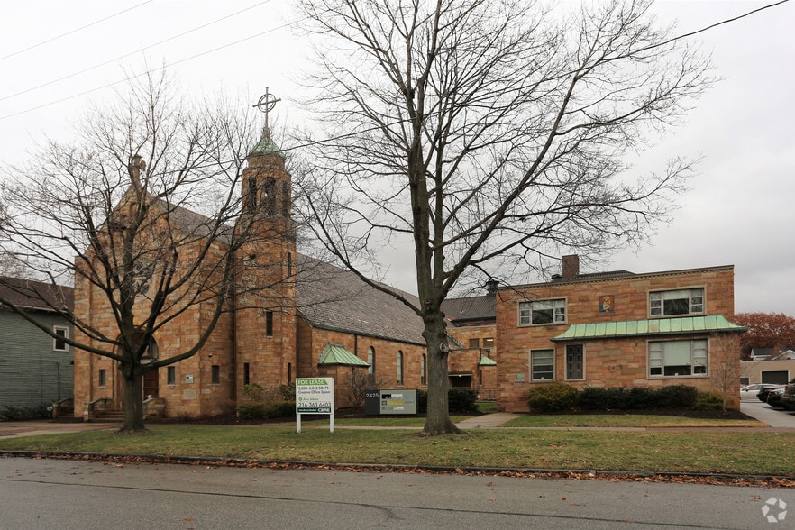 More Photos Of 2425 W 11th St, Cleveland Office For Lease