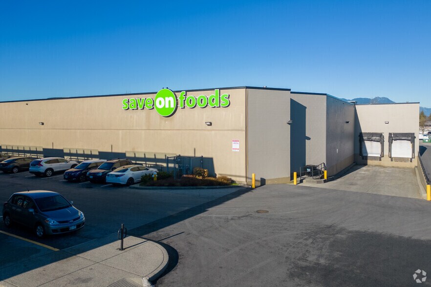 More Photos Of 20395 Lougheed Hwy, Maple Ridge Freestanding For Lease