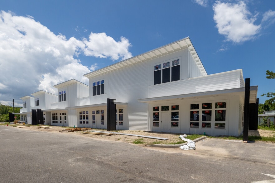More Photos Of 3220 Amelia Rd, Fernandina Beach Office For Lease