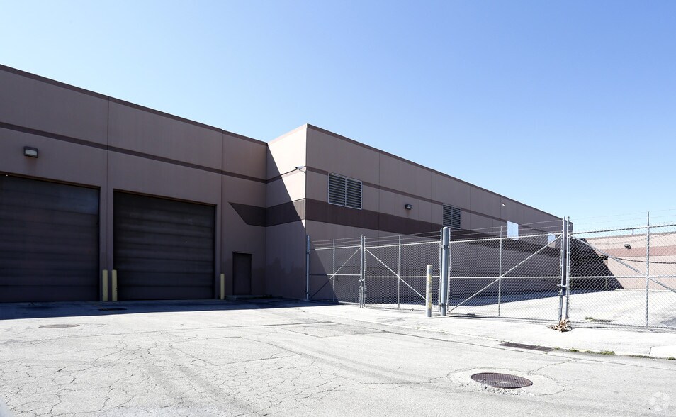 More Photos Of 1226 Schaeffer St, Dayton Manufacturing For Sale