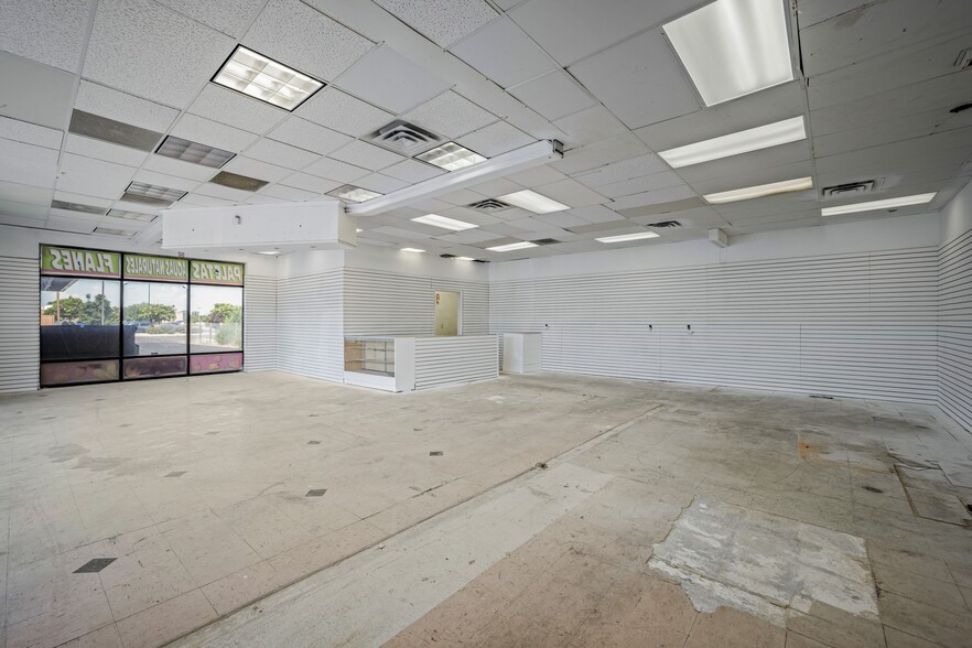 More Photos Of 1145 S Washington Blvd, Ogden General Retail For Sale