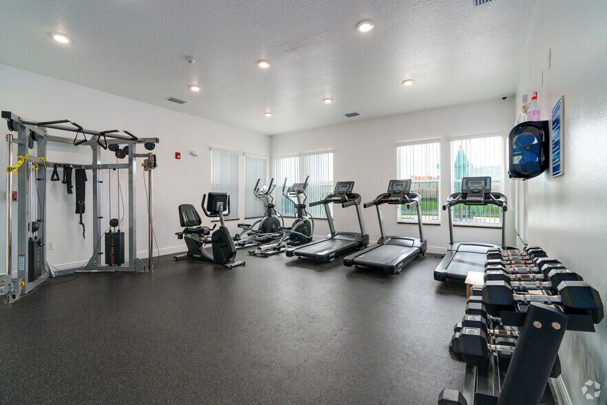 More Photos Of 2089 Heritage Key Blvd, Kissimmee Apartments For Sale