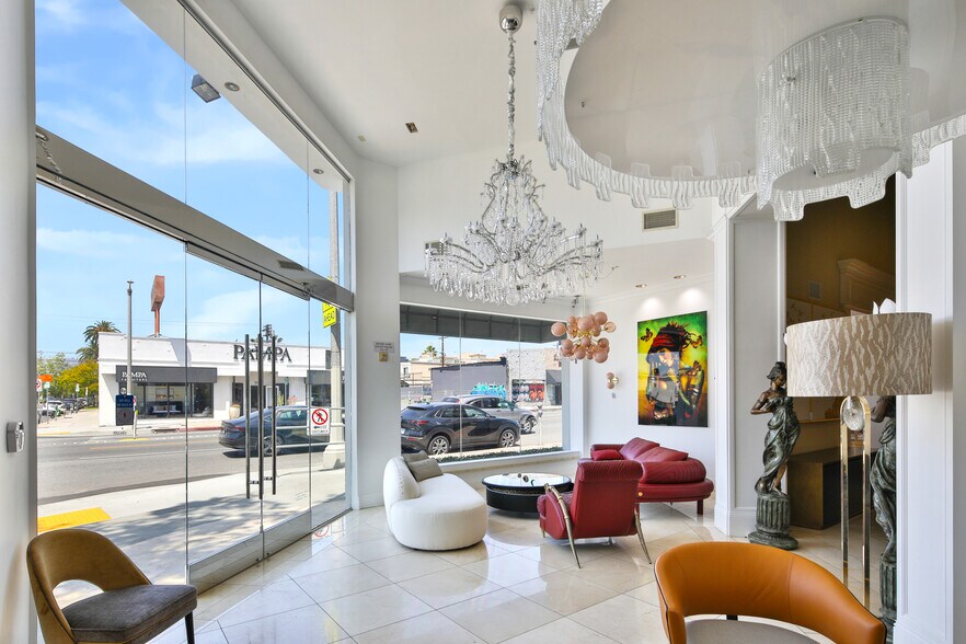 More Photos Of 7970 Beverly Blvd, Los Angeles Office For Lease