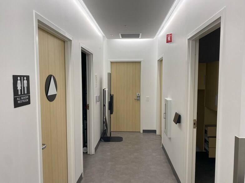 More Photos Of 28 N Almaden Ave, San Jose Apartments For Lease