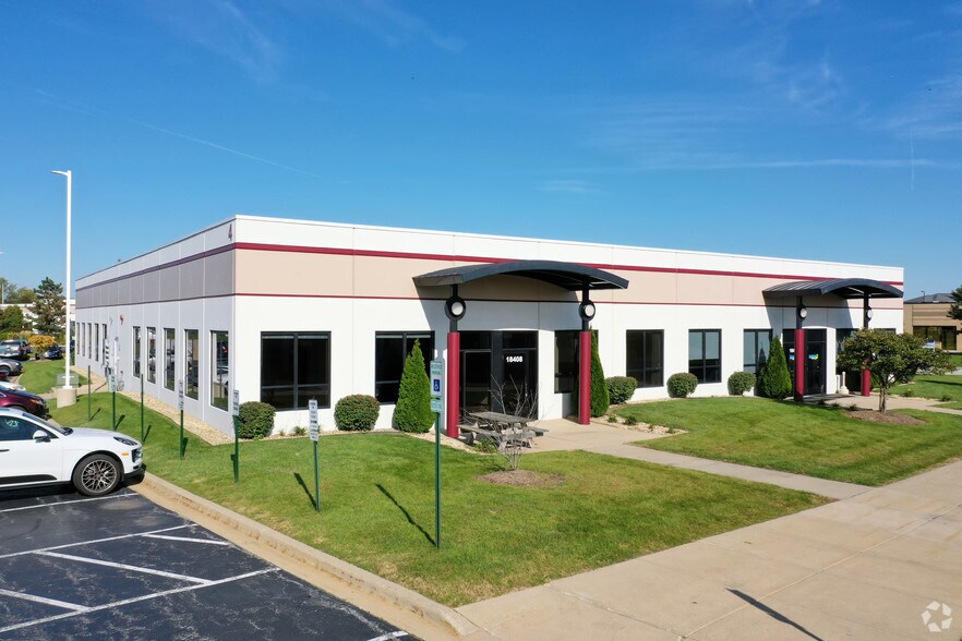 More Photos Of 18400-18414 W Creek Dr, Tinley Park Office For Lease
