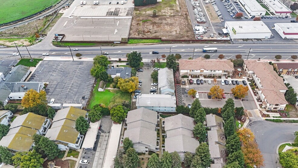 More Photos Of 2790 N State Highway 59, Merced Apartments For Sale