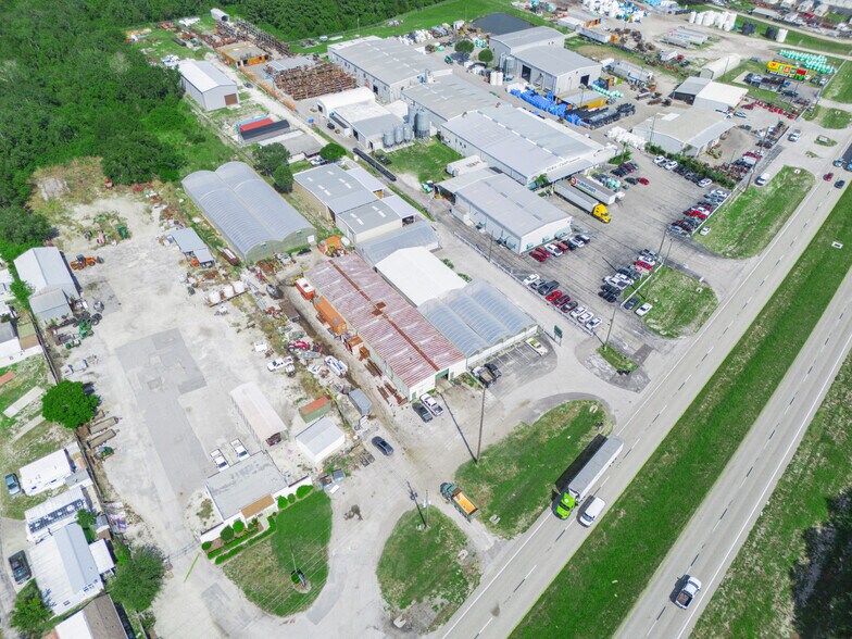 More Photos Of 16110 US 27, Lake Wales Light Distribution For Lease